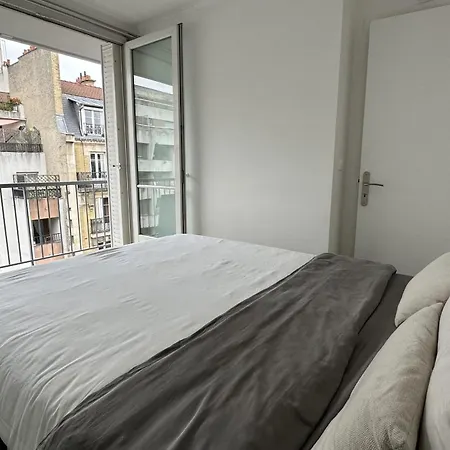 3-rooms With Balcony * Parigi